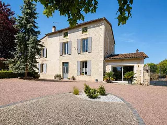 Verteuil sur Charente 16510 Achat / Vente maison 6 pièces t6 jardin terrasse