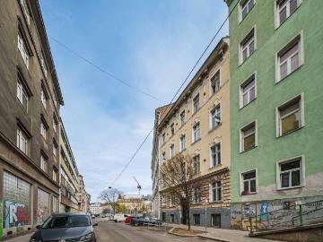 Verwirklichen Sie Ihren Wohntraum im klassischen Wiener Altbau