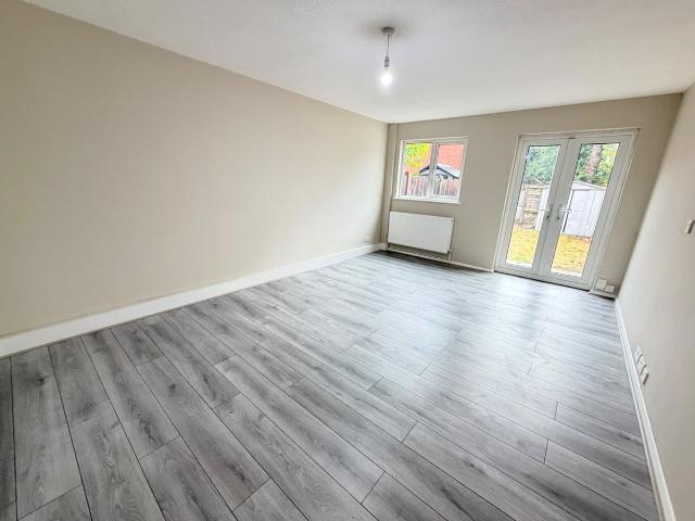 Verwood Road, Harrow HA2, 2 bed flat to rent, £1,850 pcm | PrimeLocation