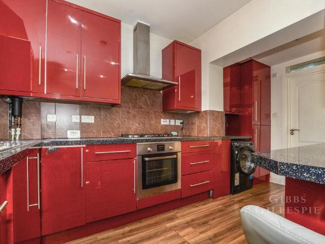 Verwood Road, Harrow, HA2 3 bed house to rent £2,400 pcm £554 pw