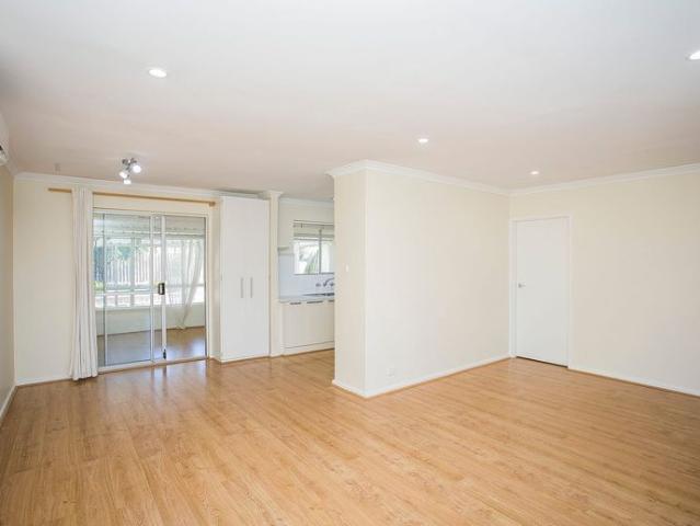Very neat and spacious home with room for your boat, caravan or trailer!