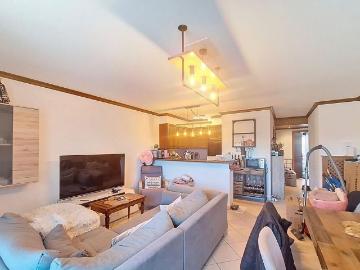 Very nice 3.5 room apartment in the heart of Montana