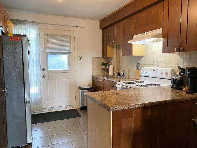 very nice and big 3.5 apartment for rent in Boisbriand