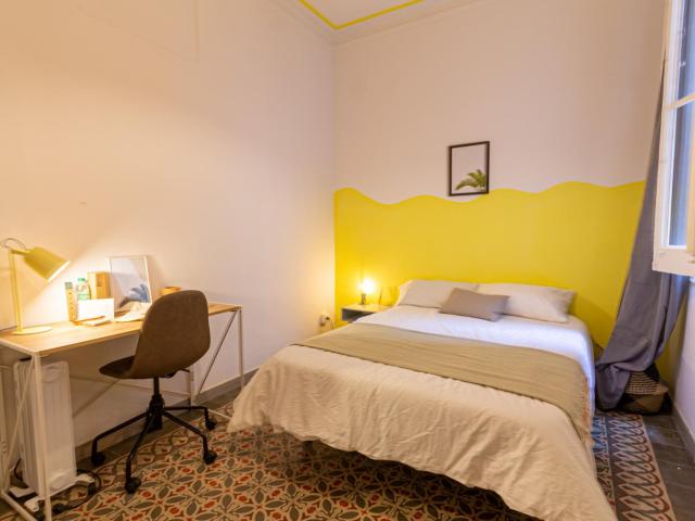 Very nice double bedroom in L'Esquerra de l'Eixample