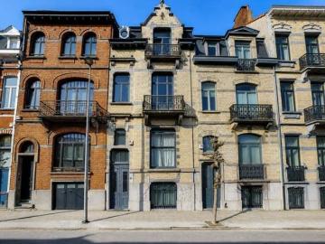 Very nice Maison de Maître in a prestigious street!