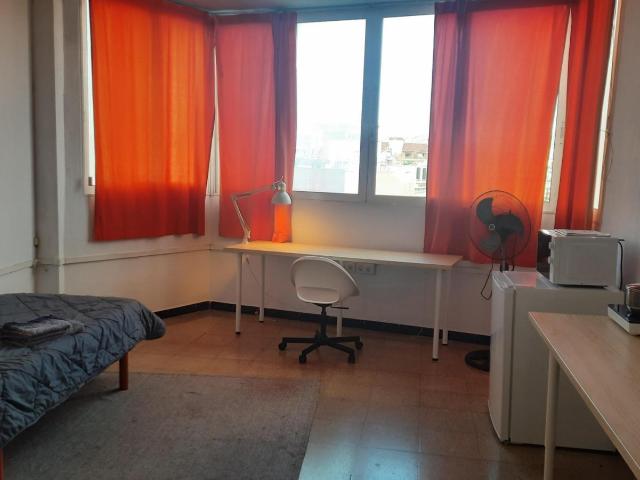 Very nice single bedroom in La Font de la Guatlla