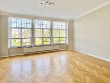 Very nice renovated apartment