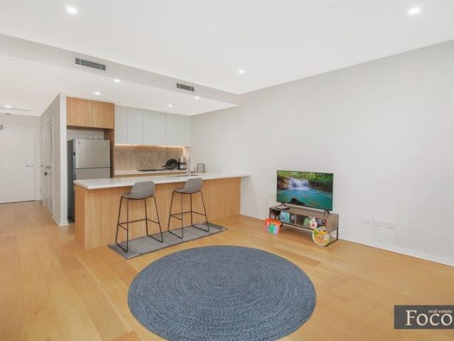 Very bright and spacious