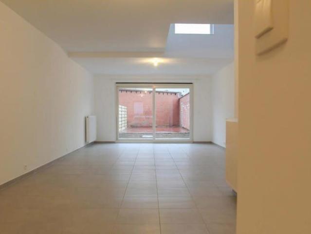 Very bright and spacious NEW BUILD home with a beautiful sou