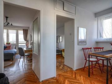 Very cool double bedroom in the centre of Warsaw