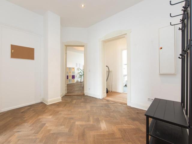 Very cool single bedroom with balcony in Wilmersdorf