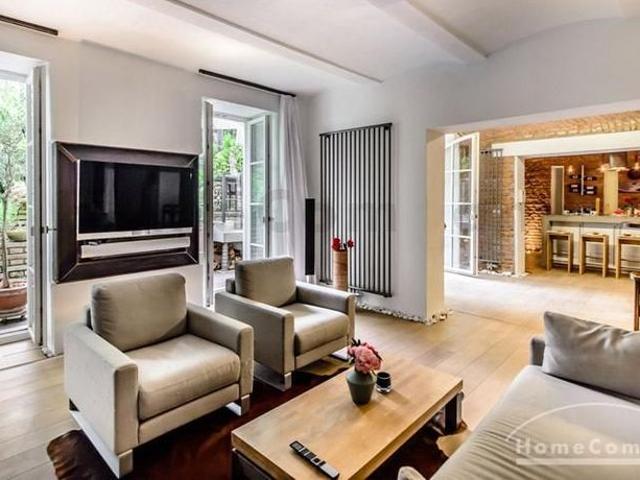 Very exclusively furnished 6 room basement flat with a beautiful terrace in Maxvorstadt