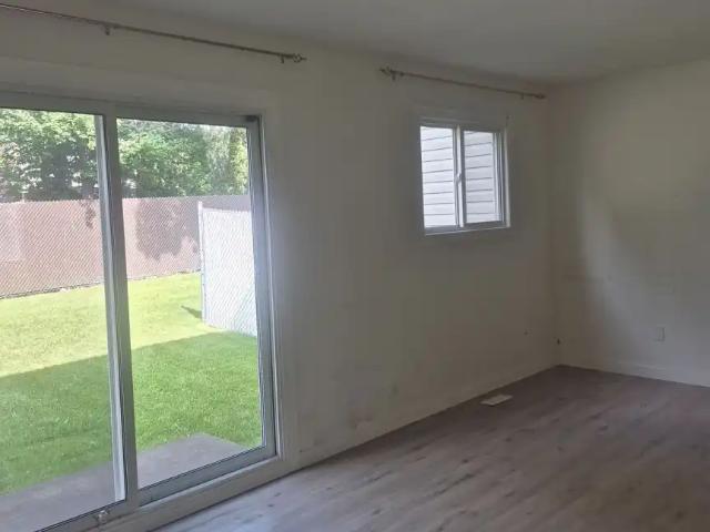 Very Good Location 3 Beds 1.5 Baths