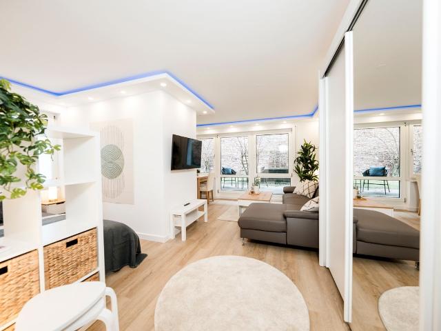 Very high quality apartment, first occupancy after renovation, close to the center, Pforzheim Amsterdam Apartments for Rent