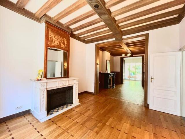 VERY LUMINOUS 4 BEDROOMS + 130 M² GARDEN — EXCLUSIVE AREA