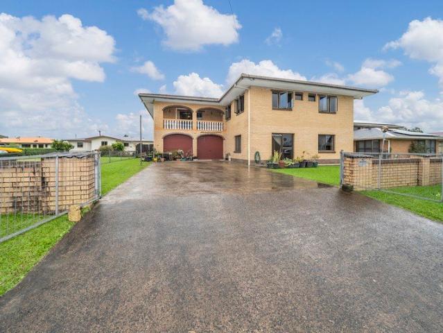 Very Large, Solid Family Home, Great location