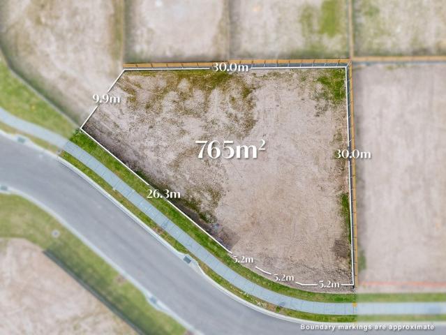 Very rare 765m2 vacant block Registered & ready to build!