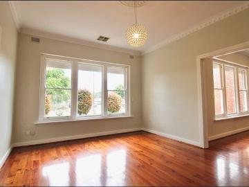 VERY WELL MAINTAINED AND PRESENTED