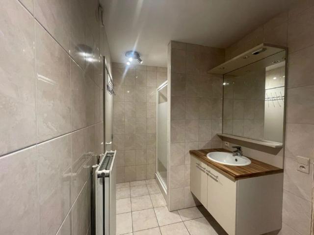 Verzorgd 1 slaapkamerappartement met terras te huur in Geel