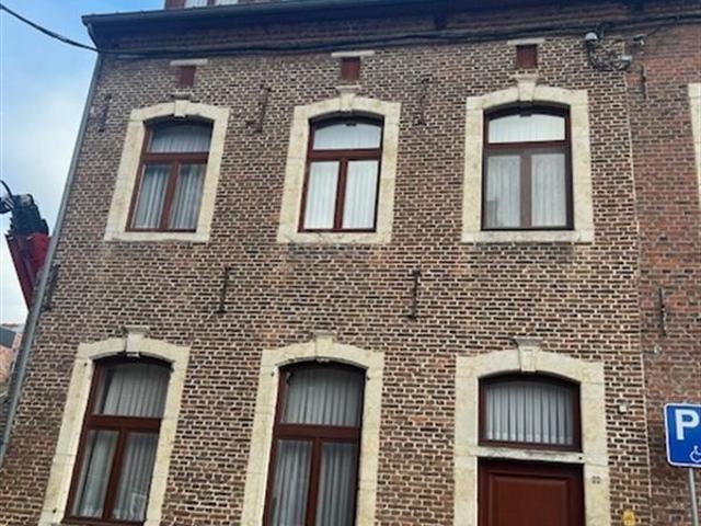 Verzorgd en goed gelegen dakappartement met 1 slaapkamer at 3440 ZOUTLEEUW, Belgium
