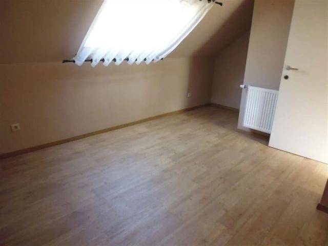 VERZORGDE KLEINE RIJWONING