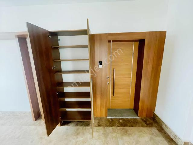 Vera Ovacık'da Geniş Modern Ve Konforlu 4+1 Satılık Daire