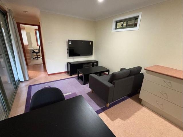 Vera Drive Furnished two bedroom unit with huge balcony and rainforest views with utilities included