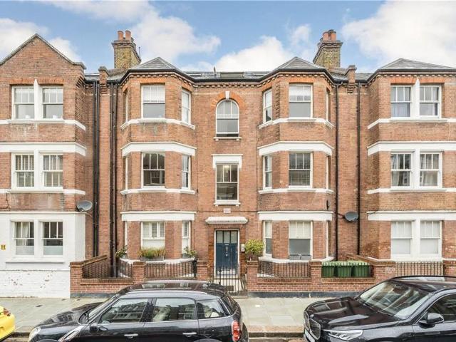 Vera Road, London SW6 2 bed flat to rent £2,900 pcm £669 pw