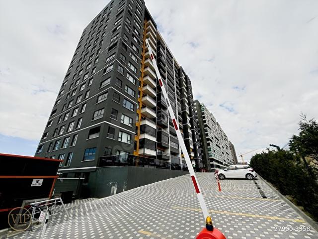 VERA STAR DA 2+1 EBEVEYN BANYOLU GİYİNME ODALI METROYA YAKIN