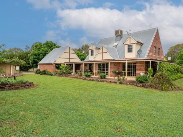 Verandas, Views and a Heart Full of Country Soul