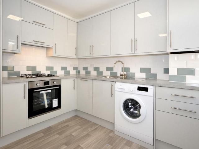 Verbena Gardens, London, W6 3 bed terraced house to rent £3,250 pcm £750 pw
