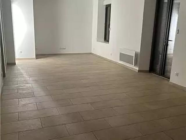 Verclause 26510 Location appartement 4 pièces t4