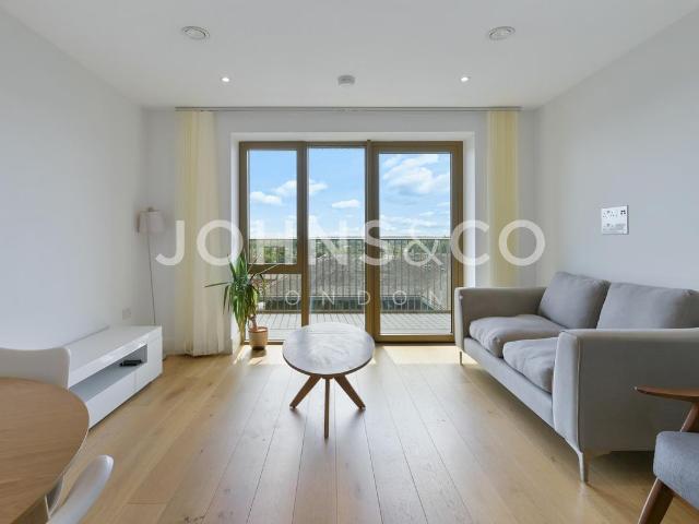 Verdo, Kew Bridge, London TW8, 2 bed flat to rent, £2,725 pcm | PrimeLocation