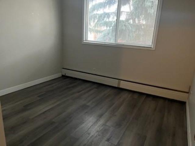 Verdwell Apartments 1 Bedroom Apartment for Rent at 8800 99 St Nw, Edmonton, AB T6E 3V2 Strathcona