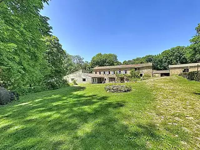 Verdun en Lauragais 11400 Achat / Vente maison 8 pièces t8 au dernier étage jardin