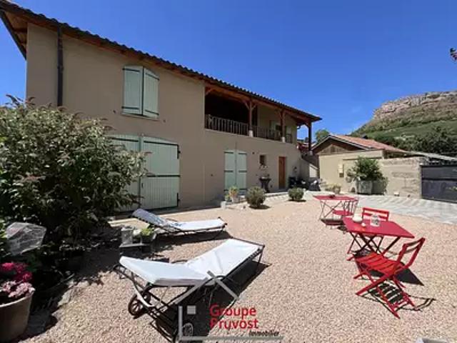 Vergisson 71960 Achat / Vente maison 9 pièces t9