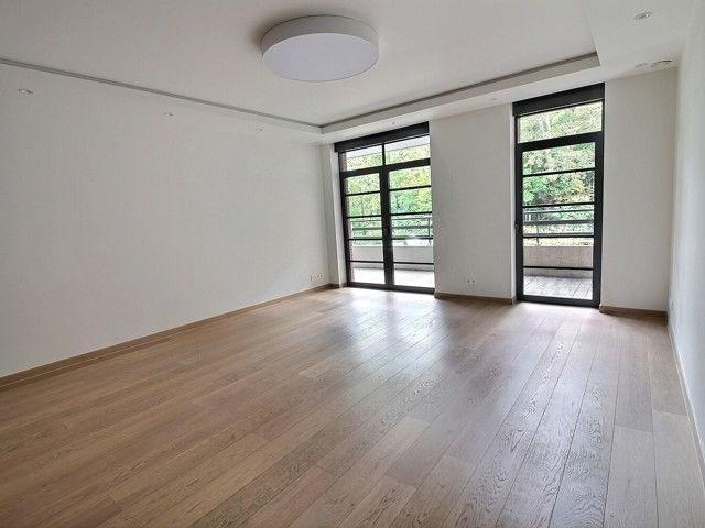 Verhuur appartement 2 kamers, 107m²