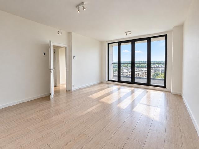 Verhuur appartement 2 kamers, 81m²