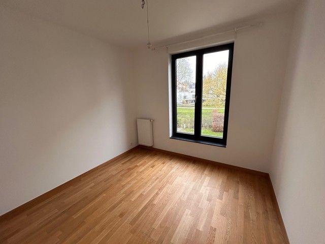 Verhuur appartement 2 kamers, 99m²