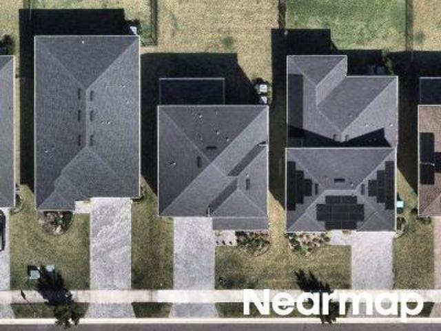 Veridian Circle NW