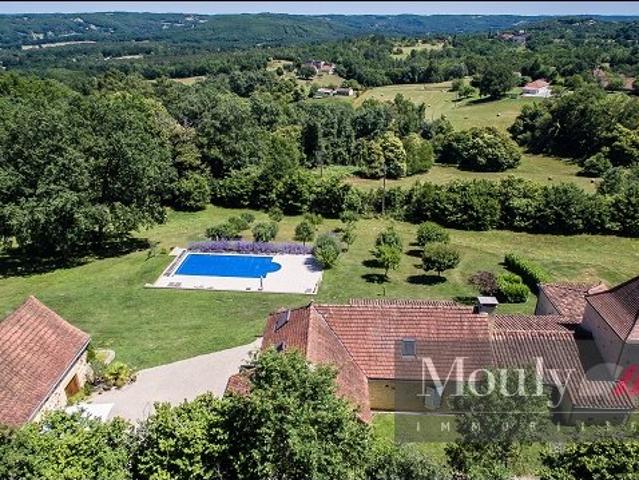 Veritable Demeure De Charme Tout Confort Entre Quercy Et Per. 230m² Cazals