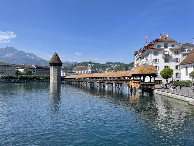 Verkauf Genossenschaftliche Anteile an Herrenhaus, elegantes historisches Gebäude, Luzern
