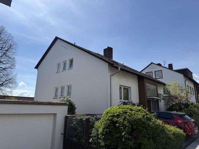 VERKAUF IM GEBOTSVERFAHREN! ROHDIAMANT in toller Stadtkernlage von Hofheim!