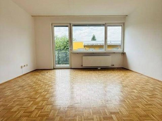 VERKAUF Uferstraße helle und ruhig gelegene Garconniere inkl. Tiefgaragenplatz