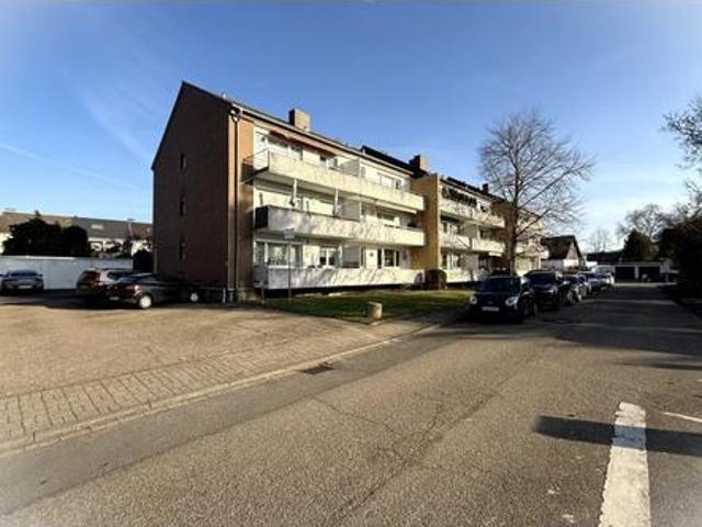 Verkauf Wohnung EG mit Garage Stellplatz Porz Grengel