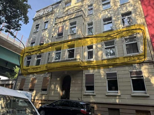 Verkaufe 2 wohnungen nebeneinander auf der 1 etage eine wohnung hat 72qm der andere 70 qm