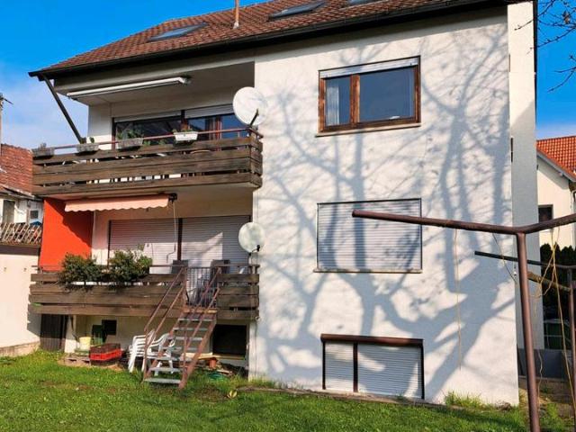Verkaufe 2 Wohnhäuser mit freier Wohnung in Korntal Münchingen