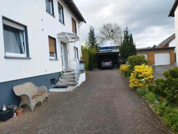 Verkaufe Zweifamilienhaus in Stadtallendorf