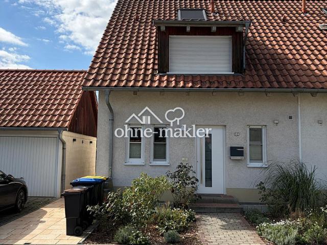 Verkaufen ruhig gelegenes Reihenendhaus mit Garten in Radebeul West