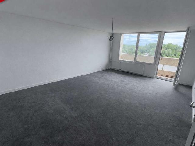 Verkauft! 2 Zimmer mit Stellplatz in Bergisch Gladbach Gronau